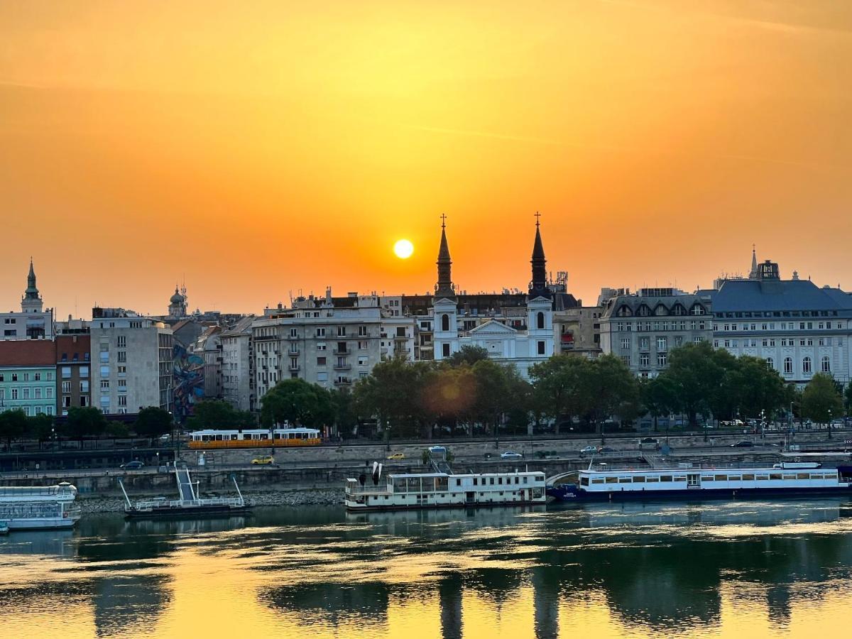 Luxury Residence With A Beautiful View For The Danube River Budapest Ngoại thất bức ảnh